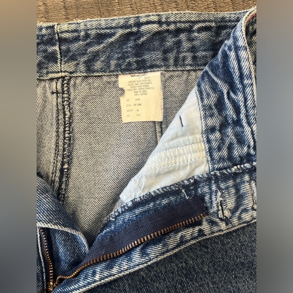 VINTAGE WRANGLERS// blue and pink threading - Picture 6 of 6